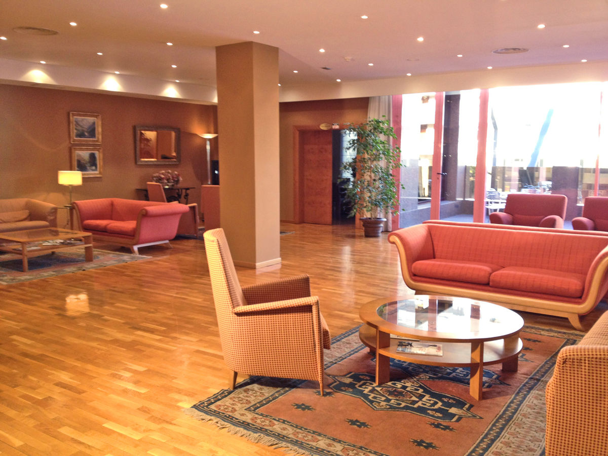 Mercure Carlton Rioja Логроньо Интерьер фото